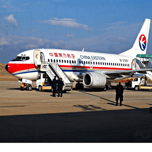 满洲里西郊空运代理航空快运业稳步发展的原因是什么？